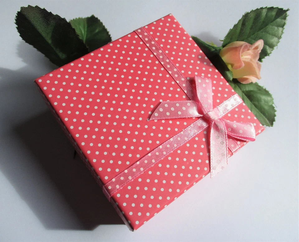 Zierliche Designer Stern-Ohrstecker-925erSilber-14ct  Gold mit Rubine & Peridot - Bild 4 von 4