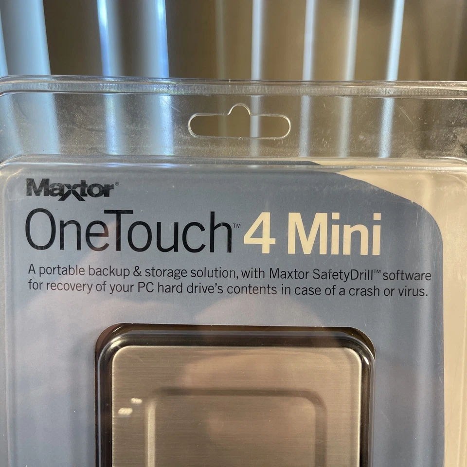 NEW! Maxtor OneTouch 4 Mini 160GB USB 2.0 External Portable Hard Drive - Image 3 of 4