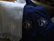 JAMES DRAPER NAVY OR LT BLUE FRINGE THROW BLANKET 90 WOOL/10 CASHMERE NEW
