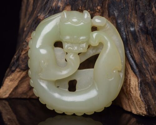 Chinese Natural Hetian Jade Carved Exquisite Dragon Statue Pendants Jewelry Art - Afbeelding 1 van 9