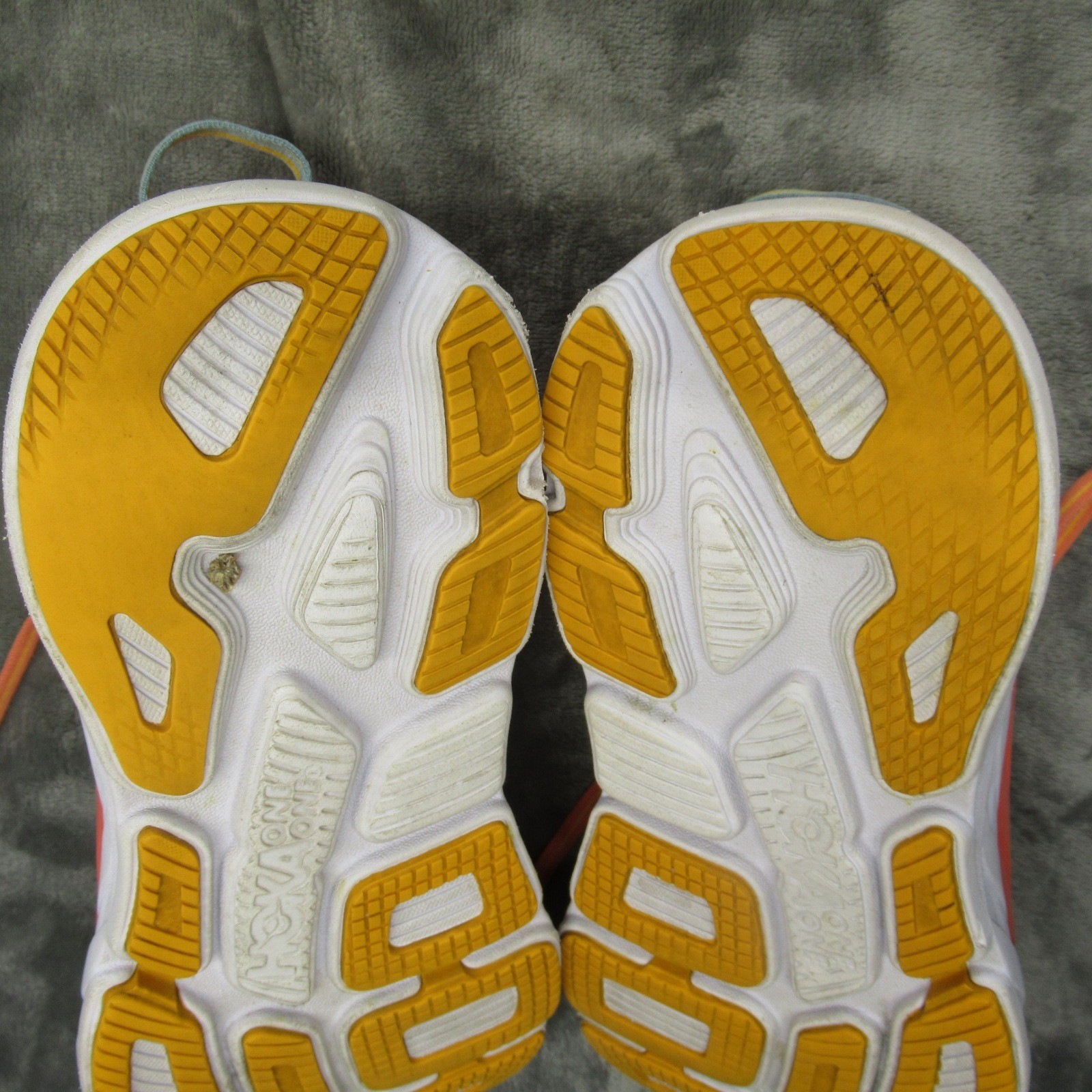 Hoka Bondi 7 Womens Shoes 8 Salmon Running Lightweight Jog Gym Active Hike Jog thumbnail 16