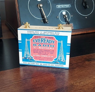 Vintage ''C'' battery No. 771 (refillable) replica/reproduction