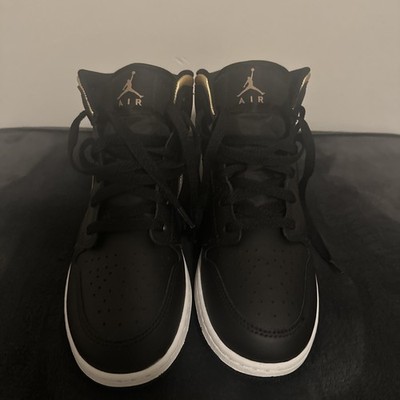JORDAN 1 MID GS 'BLACK METALLIC GOLD'