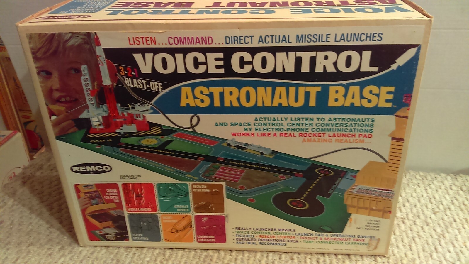 1969 Remco Voice Control Astronaut Base Space Toy Mint Never Used MIB 1969 Remco Voice Control Astronaut Base Space Toy Mint Never Used MIB
