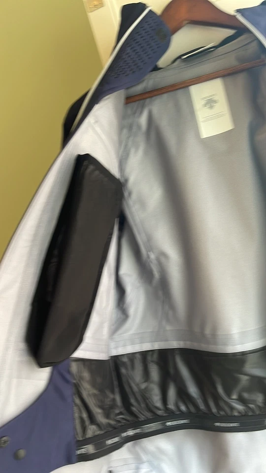 Women’s Decente Ski Snowboard Jacket Navy Size 12 Waterproof Shell - Image 3 of 4