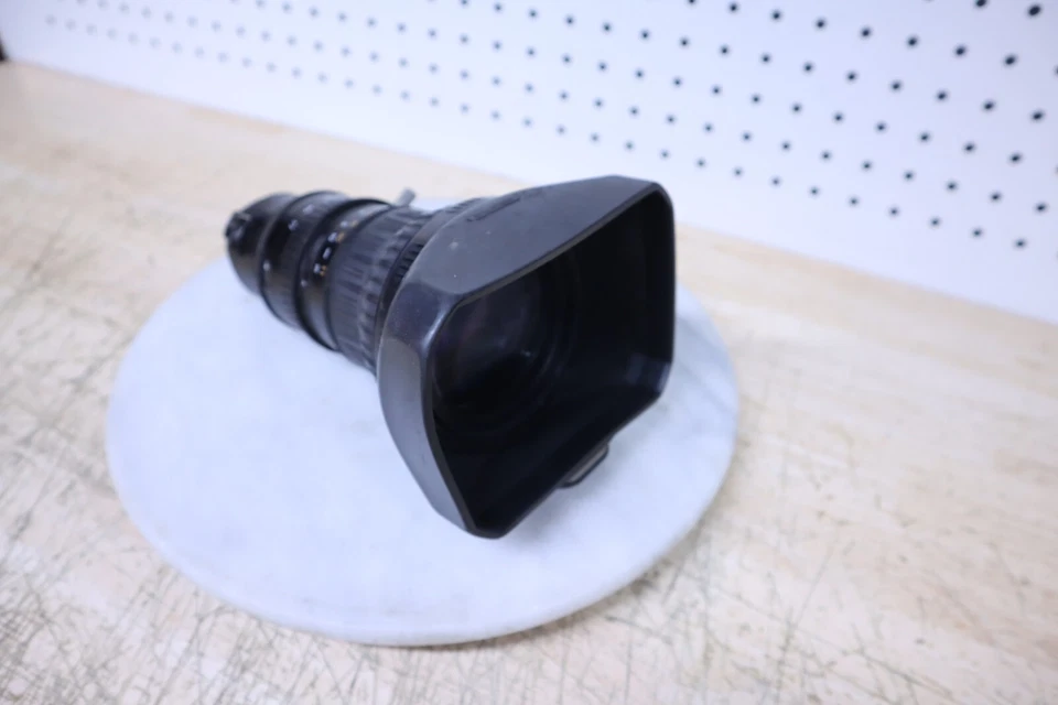 Nice Used Black Fujinon Model TH16x5.5BRMU TV Zoom Camera Lens W/ Hood - Japan - Image 3 of 4