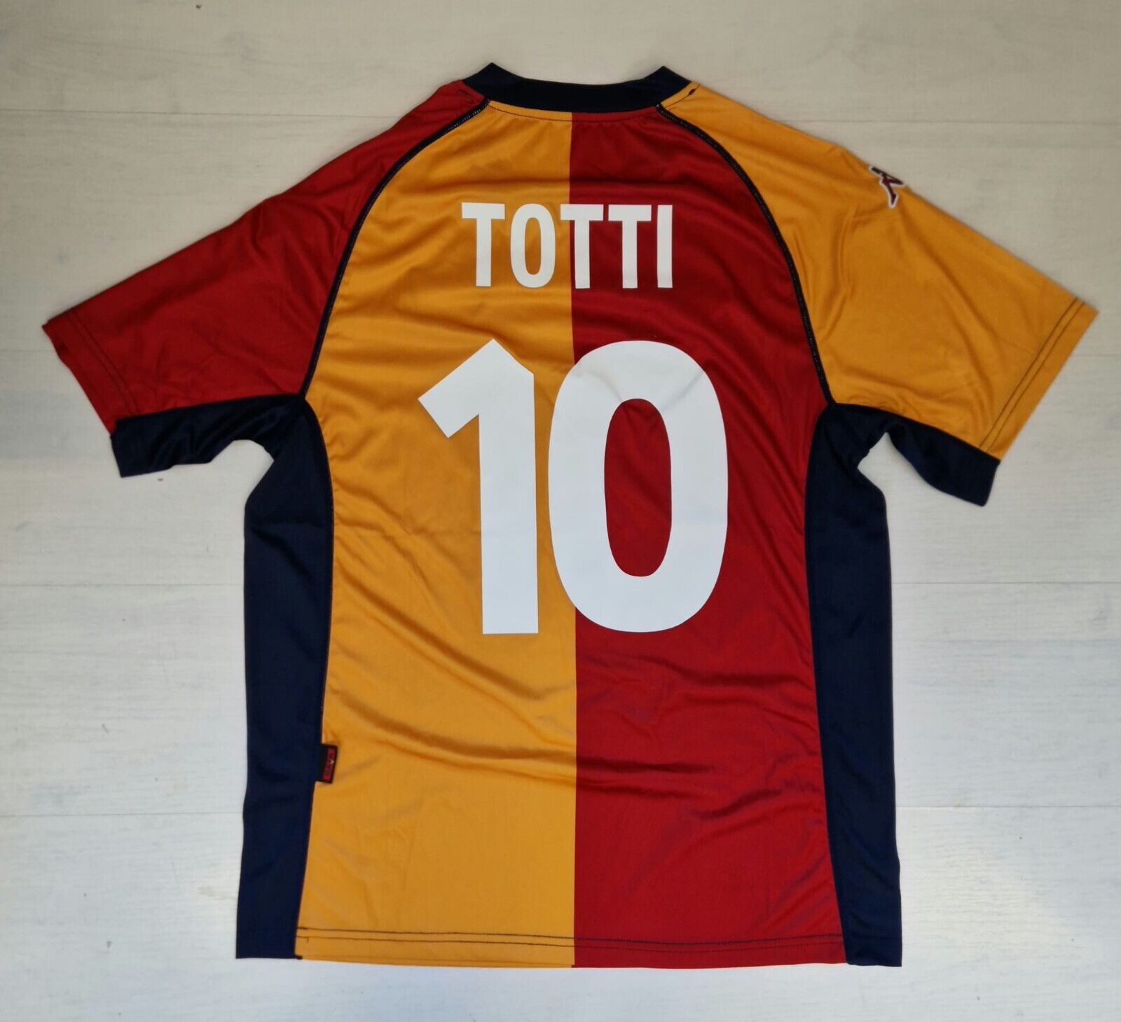 Foto 1 di 3