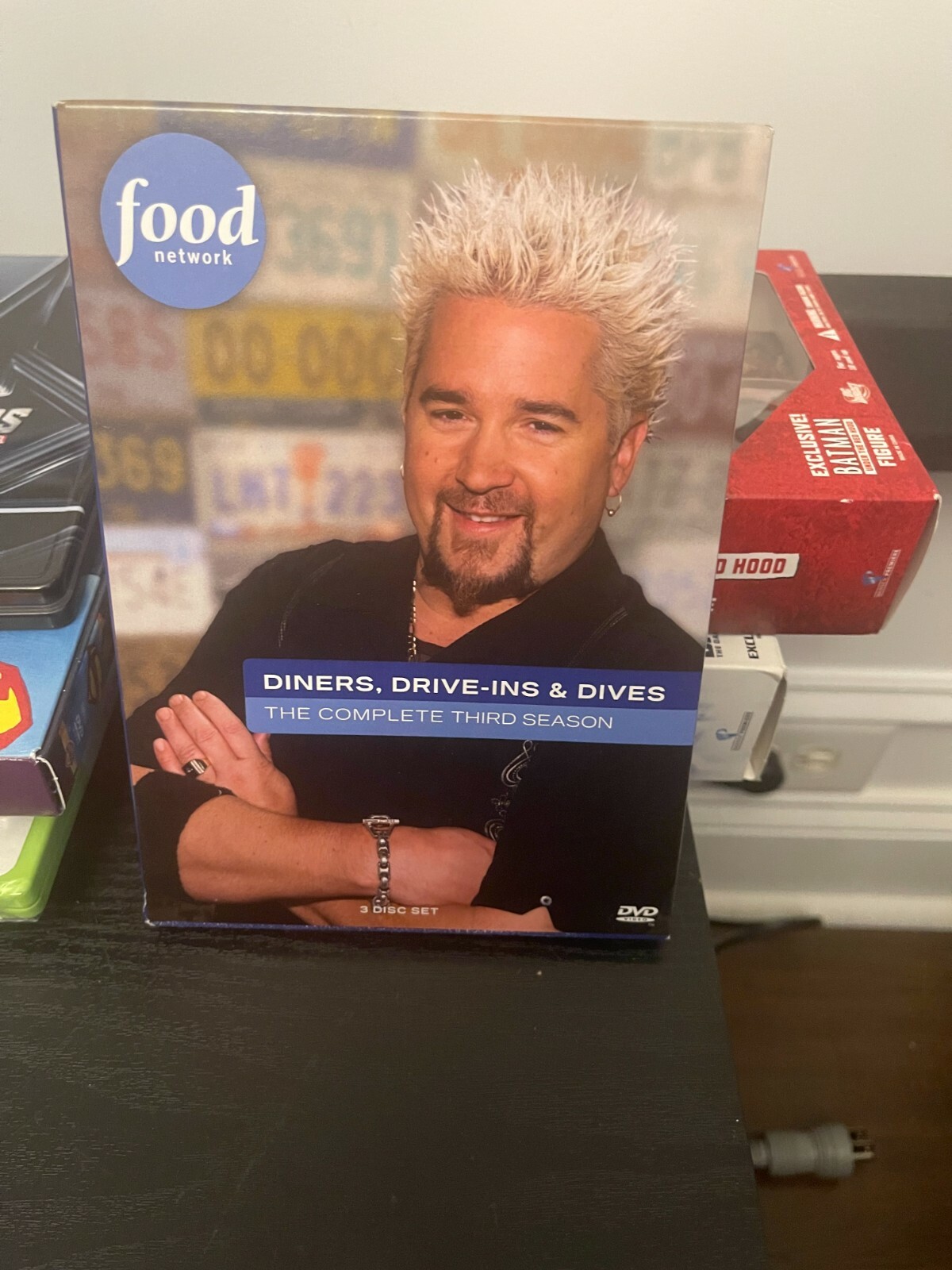 NEW Diners, Drive-Ins & Dives The Complete Third Season DVD 3-Disc Set