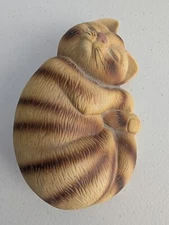 Sleeping Tabby Kitty Cat Vintage Original Artmark Porcelain Made in Taiwan