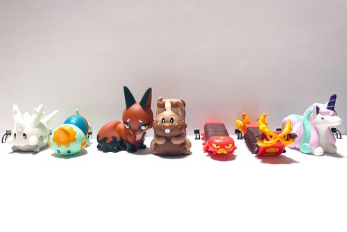 Figura de vinilo Bandai Pokemon Kids Travel Friends relleno de medias (15 tipos) - Imagen 11 de 31