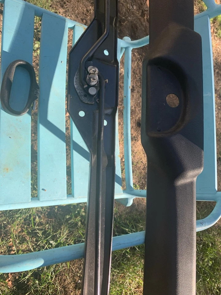 92-99 BMW E36 OEM CONVERTIBLE VERT FOLDING MANUAL TOP LATCH LOCK 54-21-8-163-657 - Image 4 of 4