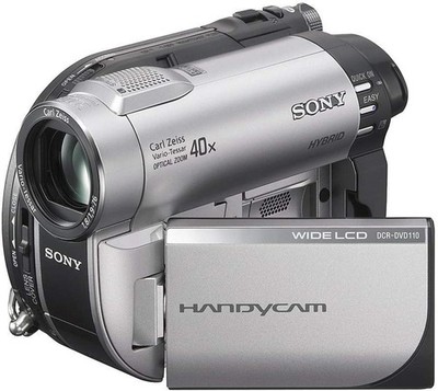 Sony DVD HandyCam 40x Digital Zoom Camcorder Video Transfer (DCR-DVD110E)