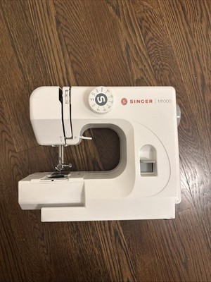 SINGER Mending M1000 Mend & Sew Sewing Machine
