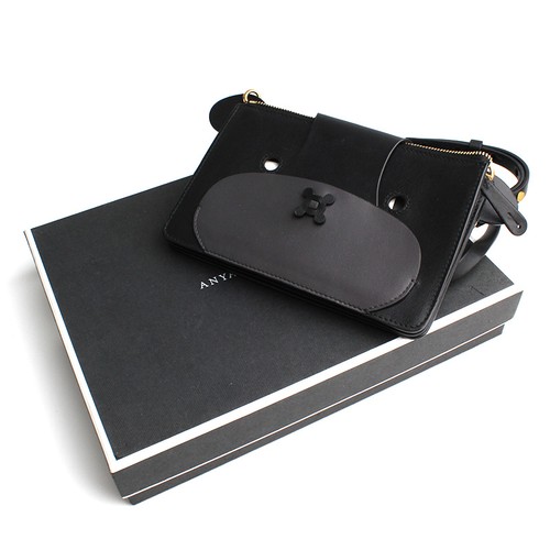 Anya Hindmarch Black Bear Face Crossbody Bag 112554048 - Bild 7 von 7