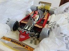 EXOTO 1/18 Ferrari 312T4 #12 1979 U.S. GP Winner G. Villeneuve with Parasol 5827