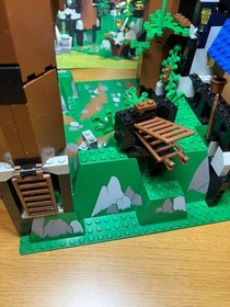 LEGO System Castle Dark Forest Fortress 6079 In 1996 Used Retired Comp W/Manual