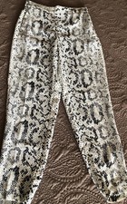 J.Crew - NWT Women's Printed Jamie Pant. Size 2.
