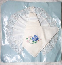 Zwei Damen Taschent&uuml;cher wei&szlig; bestickt Spitze 2 St&uuml;ck Vintage 60/70er Jahre