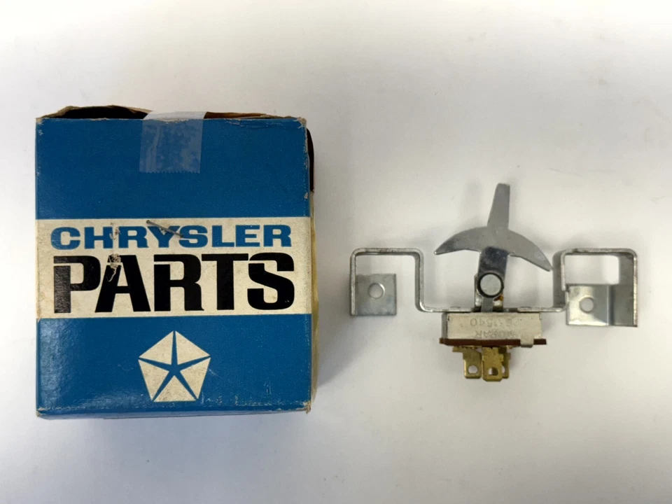 Interruptor de control del soplador del calentador Plymouth Fury II Fury III 1966 2631540 NUEVO DE STOCK Foto 2 de 4