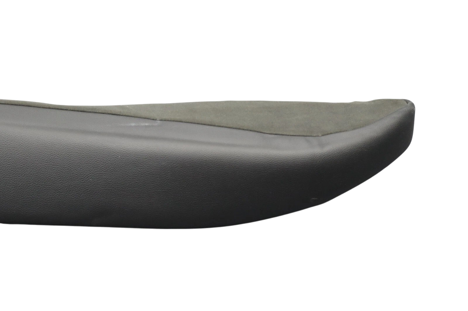 Maserati Ghibli 2014-2020 LEFT Seat cushion P/N 06700663170