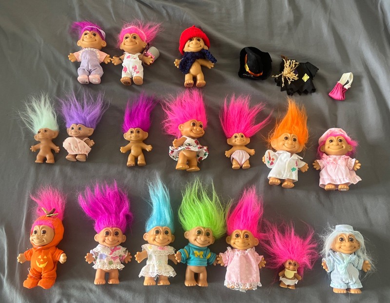 Russ Trolls Doll Lot - 17 total!!! - plus change of clothes 
