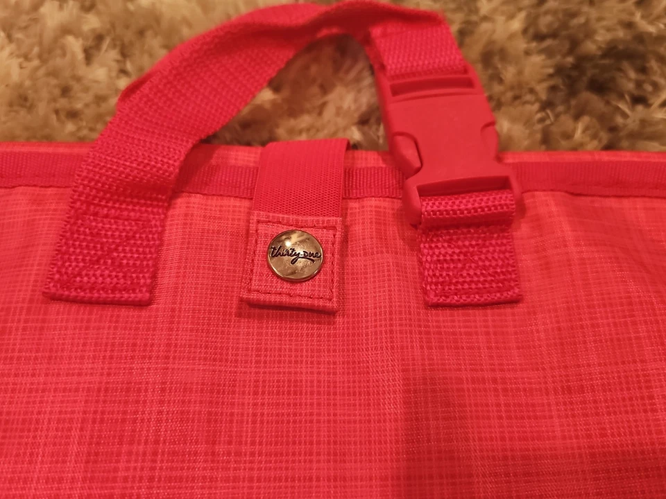 THIRTY ONE Fold & Hang Travel Organizer Bag Pink Crosshatch Toiletries LK NU - Image 3 of 4