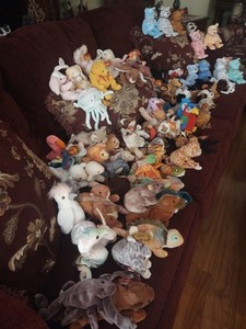 Huge Lot of 70+ Rare Authentic TY Beanie Babies, Retired Collection, All Tags