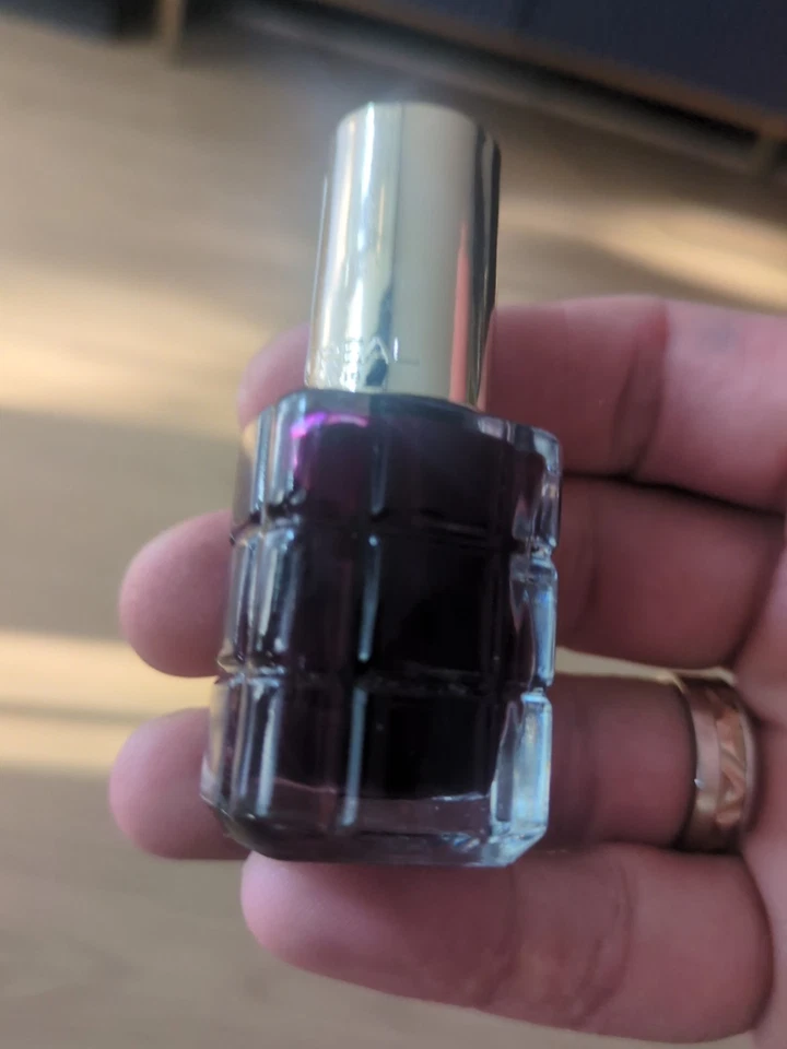 L'Oréal Paris Color Riche Hoher Rabatt ab 2 Stück 556 Grenat Irreverent 13,5 ml  - Bild 2 von 2