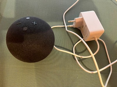 Amazon Echo Dot 5. Generation Smart Lautsprecher - Anthrazit