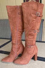 WILD DIVA LOUNGE WOMEN'S BOOTS. SIZE: 8. BROWN. SUEDE. KNEE HIGH. SIDE ZIPPER