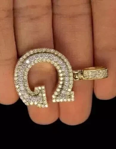 Colgante con letra "G" de diamante de corte redondo de 2 quilates creado en laboratorio enchapado en oro amarillo de 14 quilates Foto 2 de 4