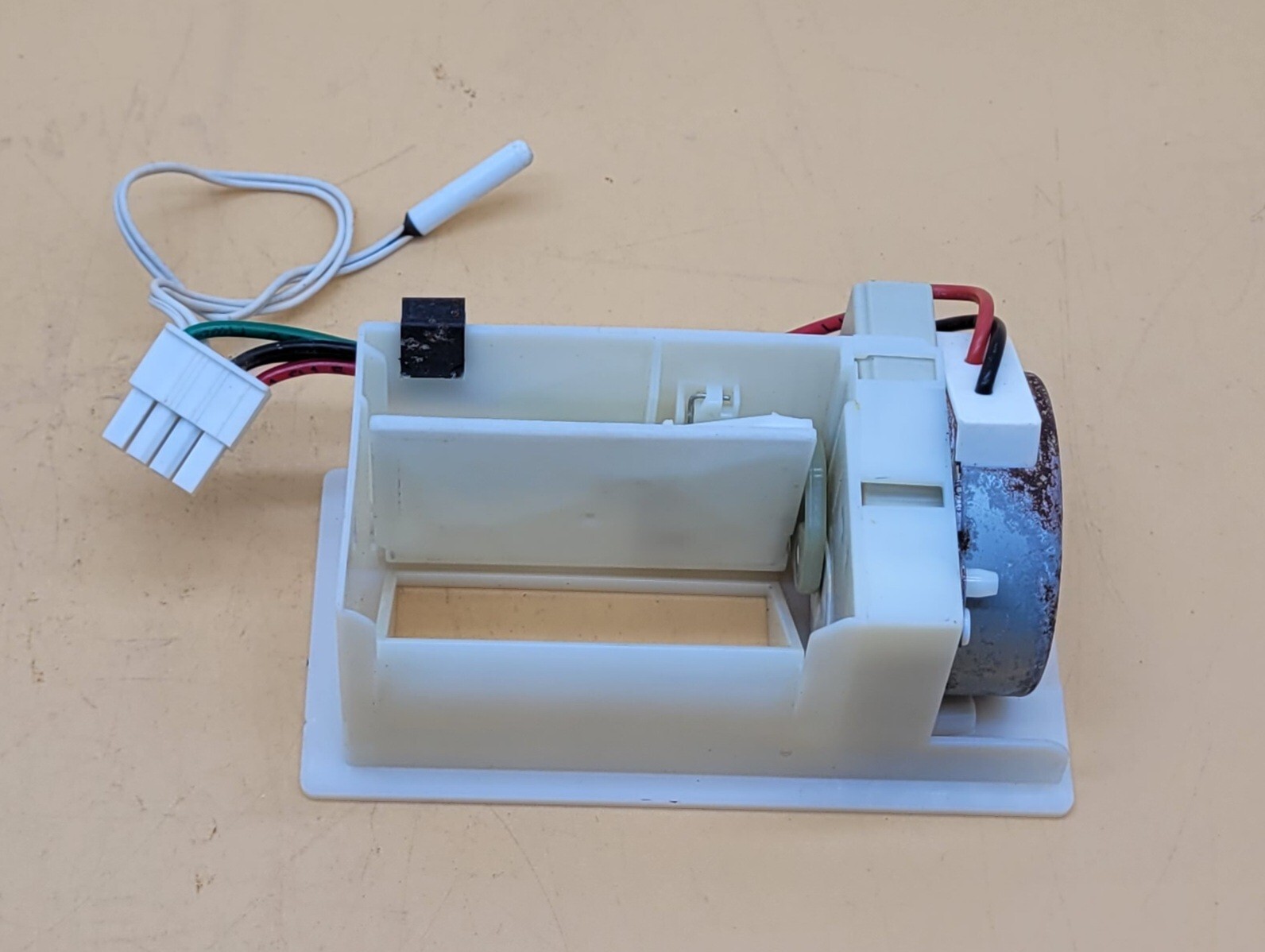 Original: **Genuine Refrigerator Whirlpool Damper Part#50SM16-1-473S**  