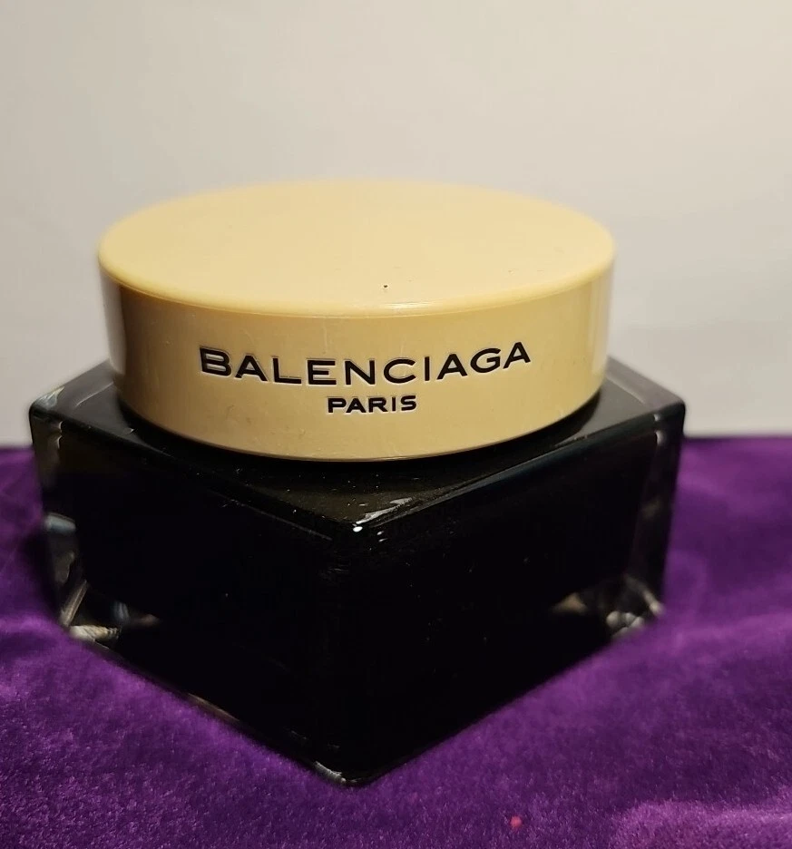 Exfoliante corporal Balenciaga Paris negro 5 fl. oz/150 ml nuevo en caja abierta ver fotos Foto 2 de 4