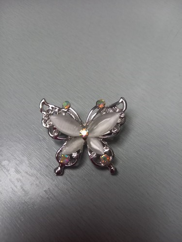 Belle grande broche vintage en métal argenté émaillé violet et strass tbe - Montres & Bijoux