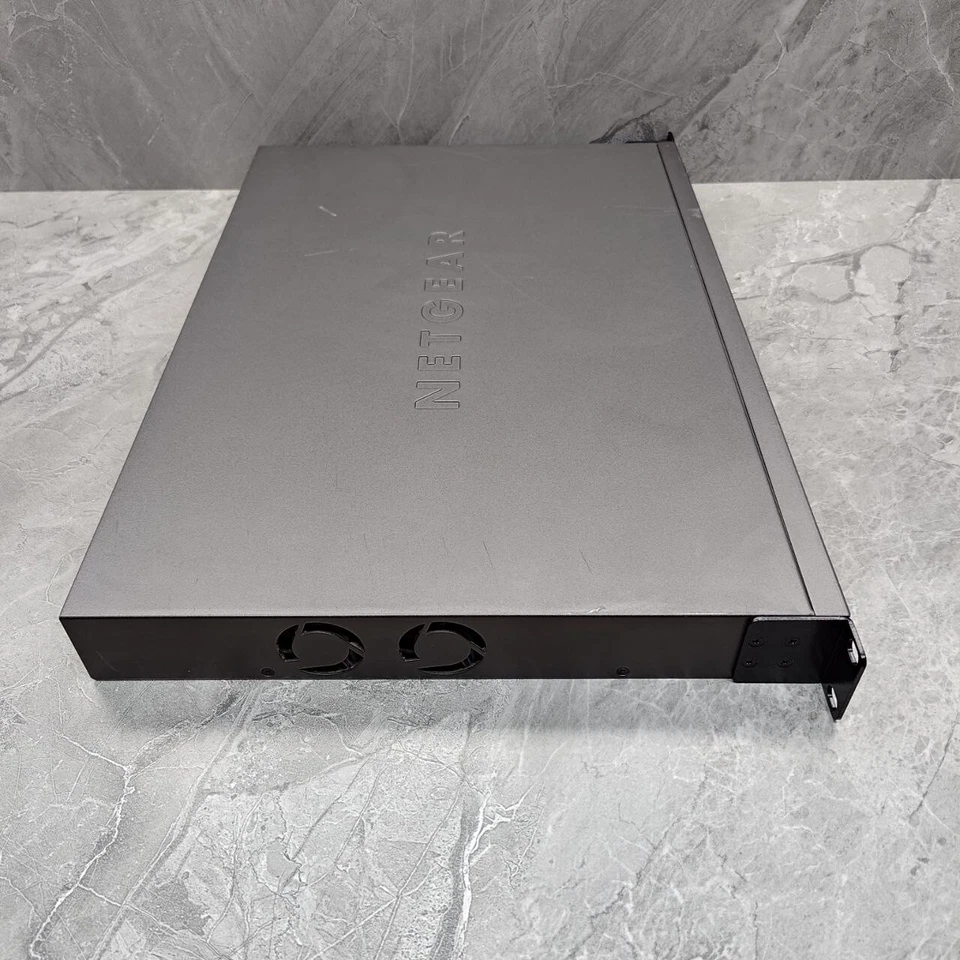 Netgear GS752TP V1H1 52-Port Gigabit Managed PoE Switch, Layer 2+, Mounting Ears - Image 2 of 4