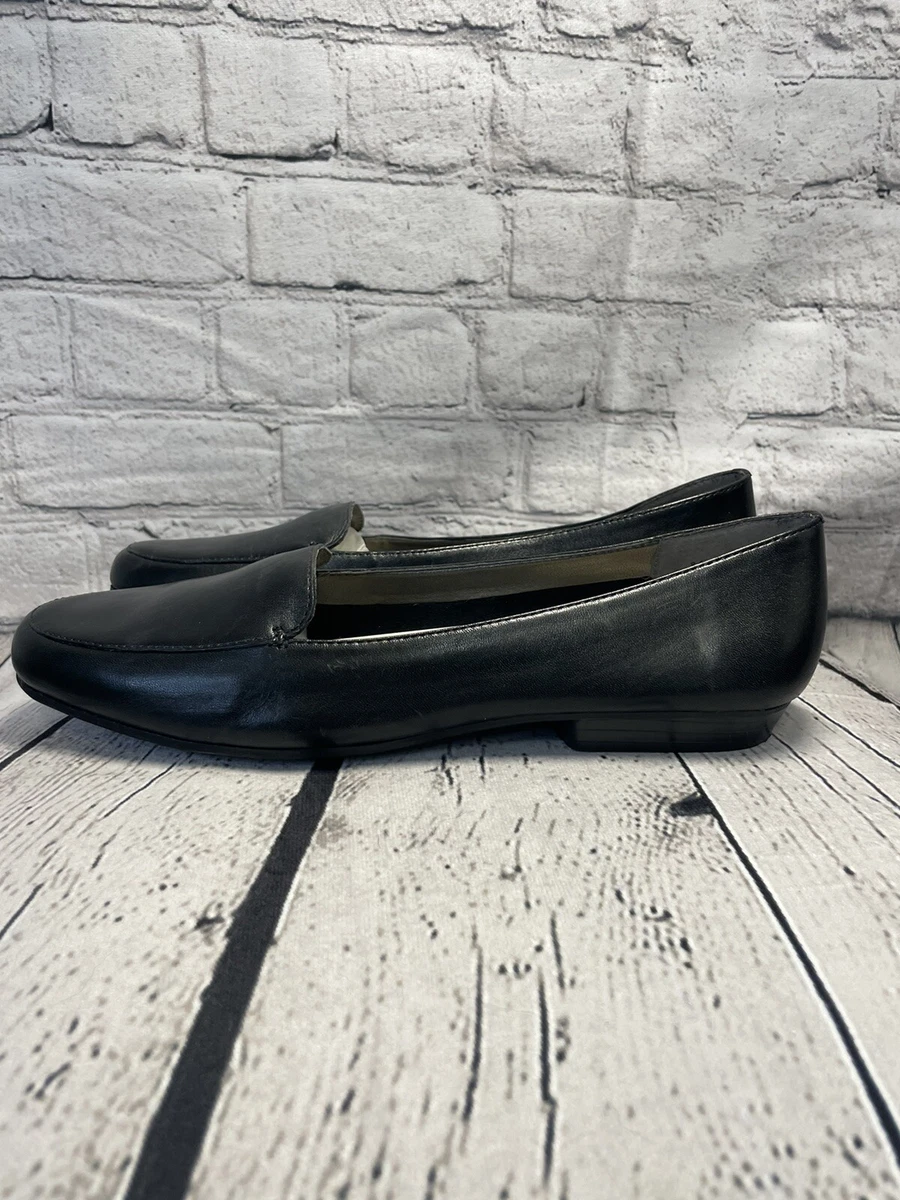 St. John s Bay Loafers Black Flats Leather Women s Shoes Size US 8 1 2 M