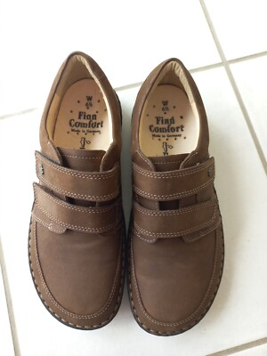 Finn Comfort brauner Halbschuh mit Klettverschluss  6 1/2