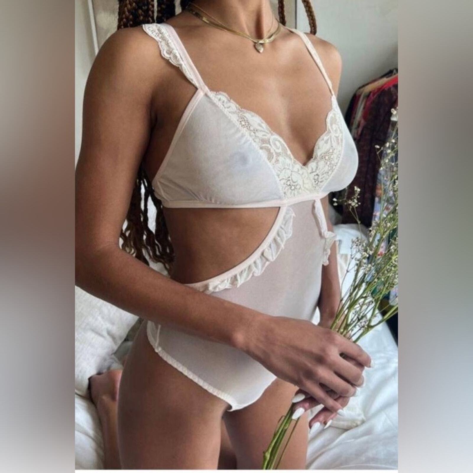 WE ARE HAH: Key to Ur Heart Bodysuit in La Crème Size XS image 2