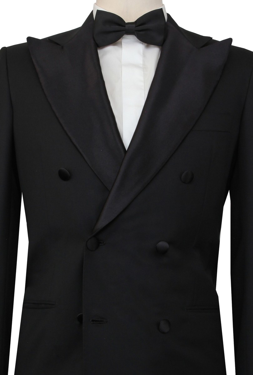 $7500 Kiton Black Wool Tuxedo - 38/48 - (KT723241) | eBay $7500 Kiton Black Wool Tuxedo - 38/48 - (KT723241) | eBay