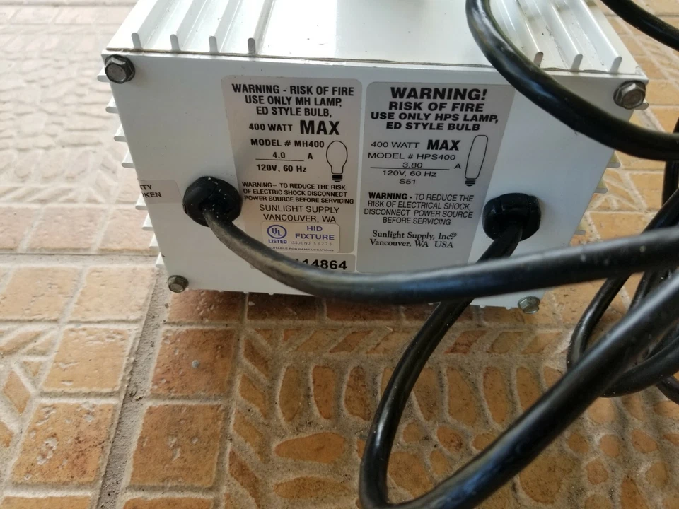 Sun System Grow Lights - With Ballast - Image 3 of 4