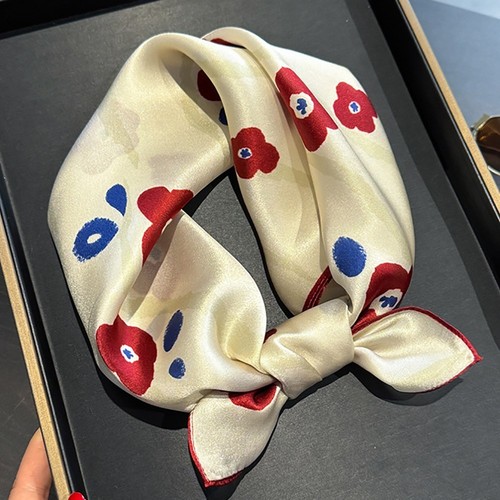 Gracef Cream 100% Silk Scarf 21" Square Women Wrist Hair Bandanan Neckerchief - Picture 2 of 7