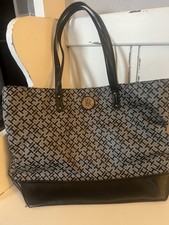Tommy Hilfiger Medium Black Monogram Tote Bag 18  x 13  