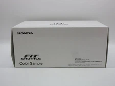 1/24 Honda Dealer Special Non-Color Sample Fit Shuttle Hybrid FIT SHUTTLE