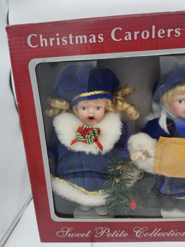 Sweet Petite Collection Porcelain Christmas Carolers Set-3 Barbara Lee #06003 - Picture 2 of 9