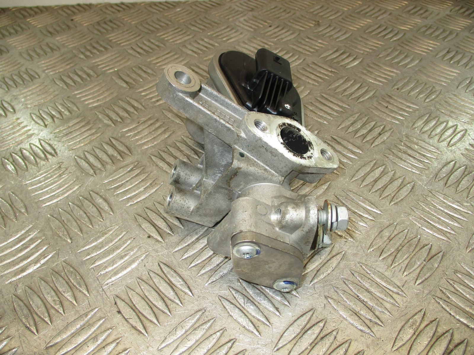 2016 Hyundai Ioniq 1.6 Hybrid G4LE. EGR Valve 2845003HA0 41K | eBay