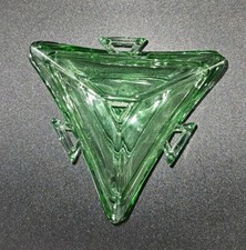 Heisey Glass Moongleam Twist Green Triangle Tri-handled Lidded Dish
