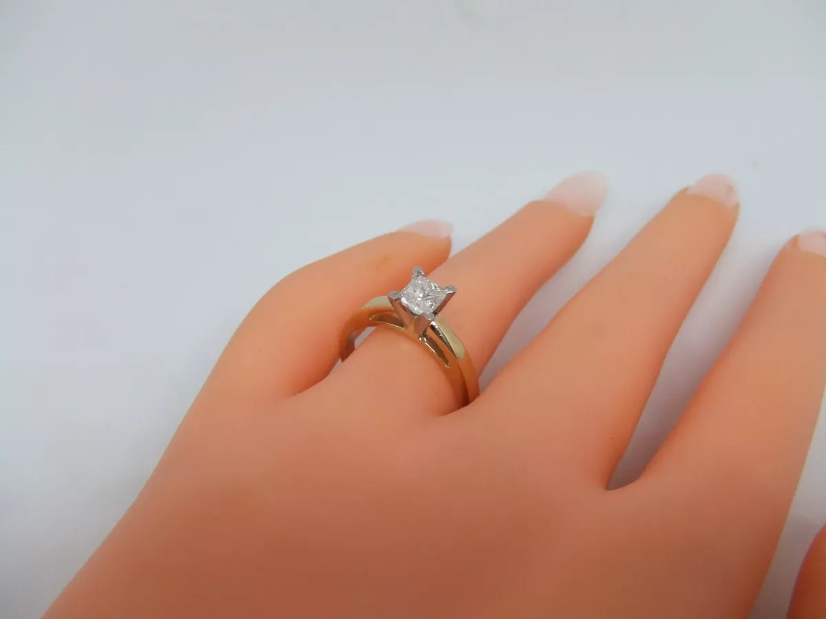 Ladies solitaire diamond ring shop