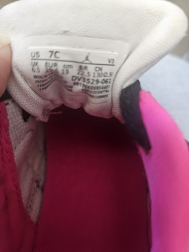 Toddler 7C Jordan Sneaker. Air 6 Retro Low. Pink Fierce - Picture 5 of 5