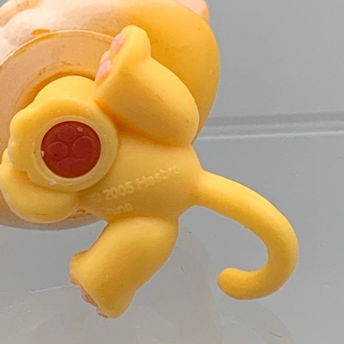 LPS Yellow Kitten Purples Eyes #114 2005 Littlest Pet Shop Magnetic Bobble Head - Picture 7 of 7