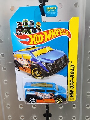 2013 Hot Wheels Treasure Hunt HW OFF-ROAD Speedbox